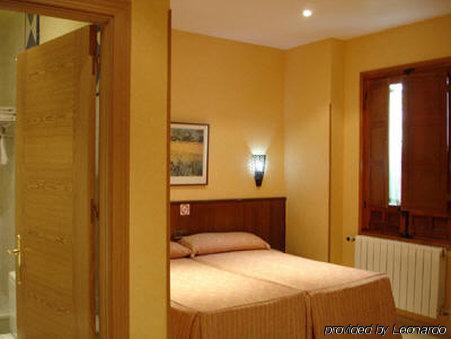 Hostal Sol Toledo Exterior foto